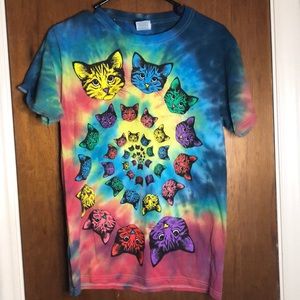 Small Tie Dye Cat Spiral Tshirt